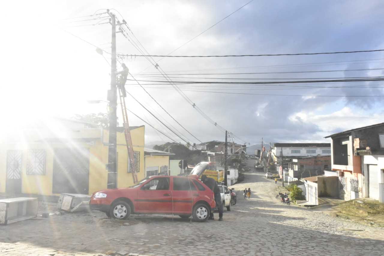 Camacã: Prefeitura começa a implantar Luminária de Tecnologia LED em toda a cidade